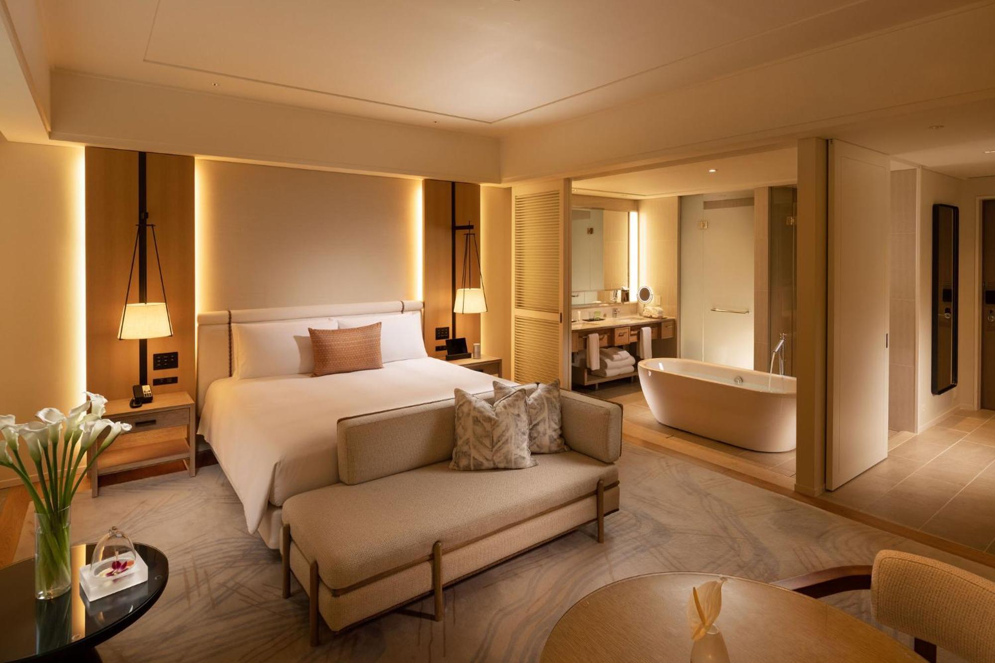 Halekulani Okinawa Hotel Onna Bagian luar foto