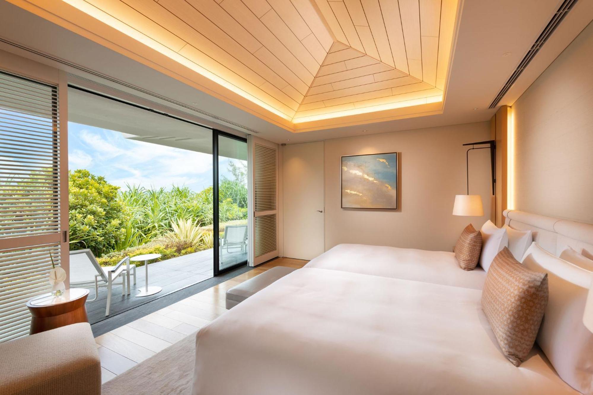 Halekulani Okinawa Hotel Onna Bagian luar foto