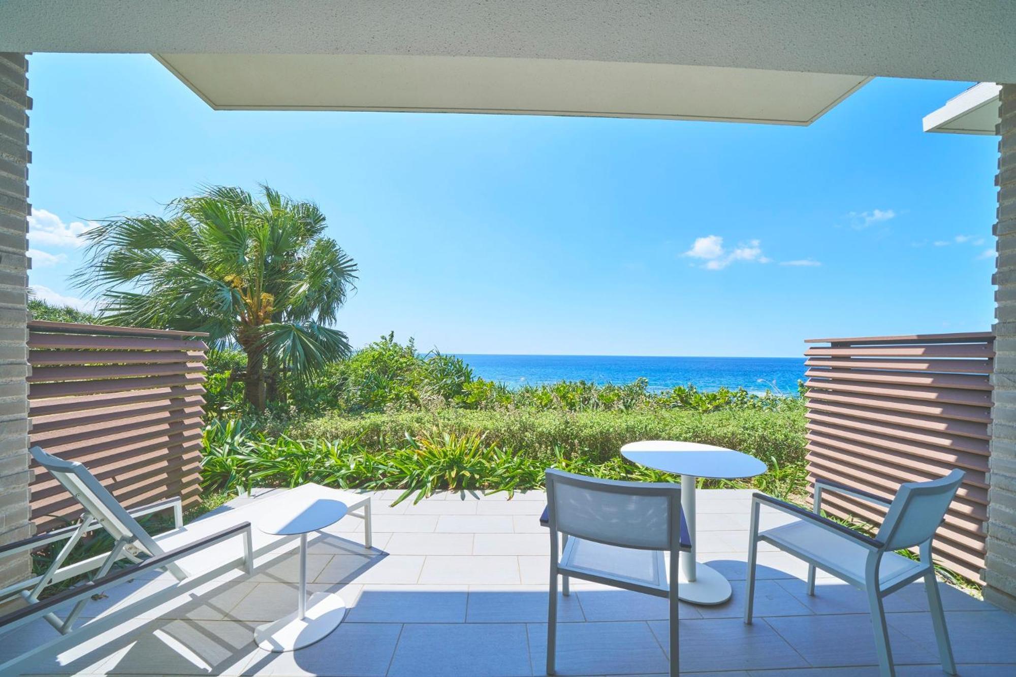 Halekulani Okinawa Hotel Onna Bagian luar foto