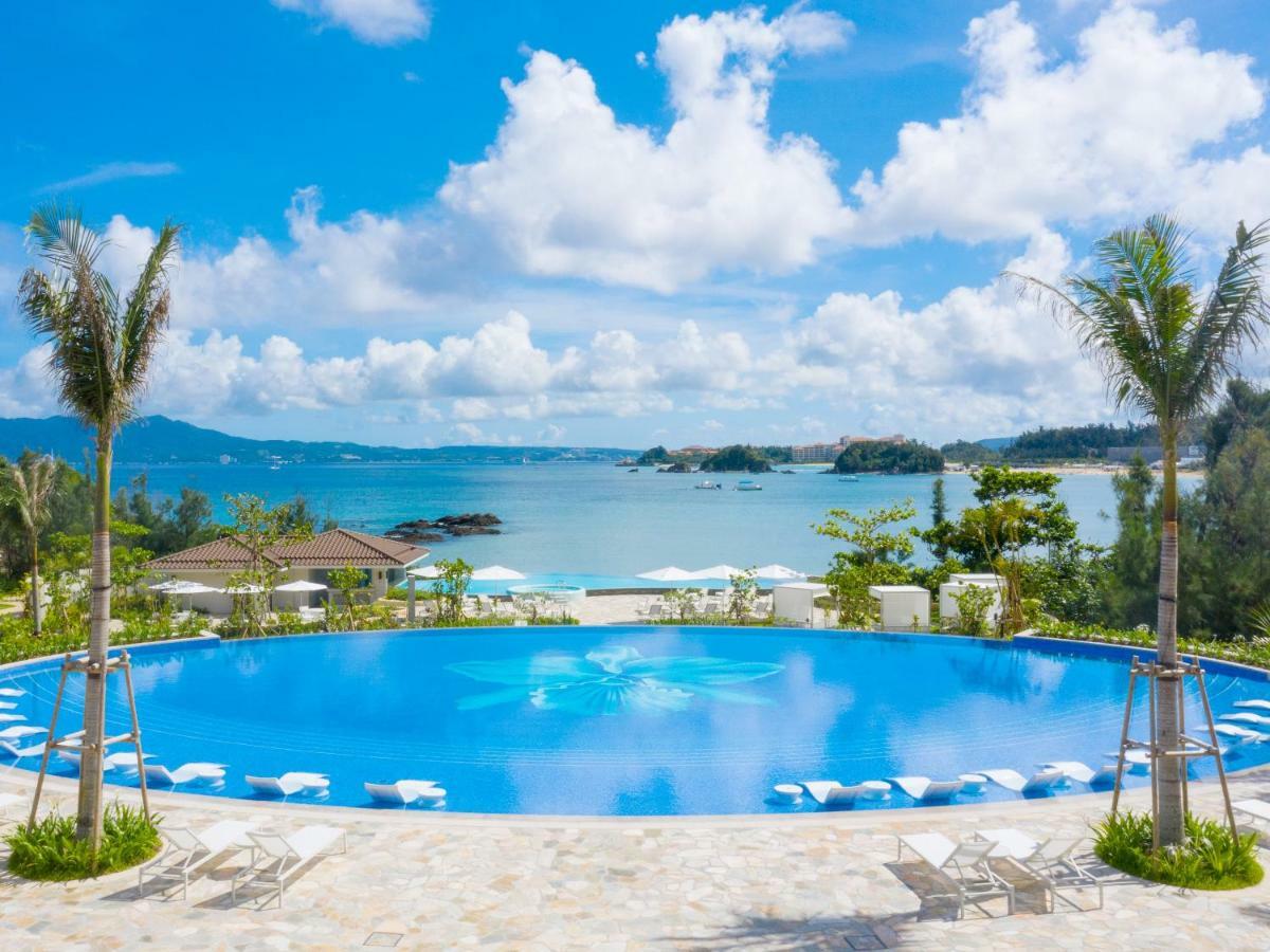 Halekulani Okinawa Hotel Onna Bagian luar foto